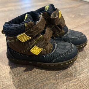 OshKosh Toddler Boots